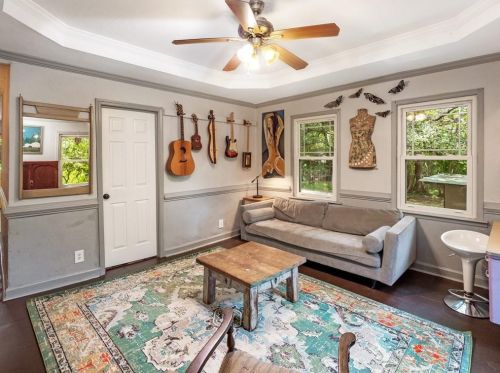 1150 Dobbs Dr, Atlanta GA 30316-4501 exterior