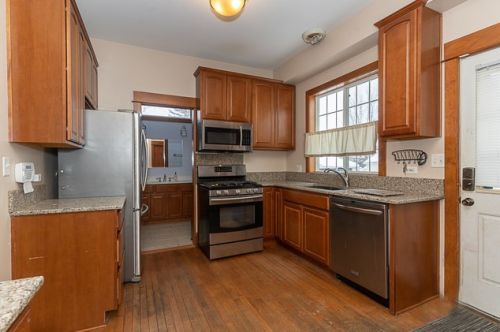 905 Tappan St, Bull Valley IL 60098-2451 exterior