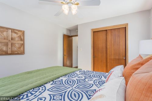 678 Iowa Ave, Saint Paul MN 55106-1015 exterior