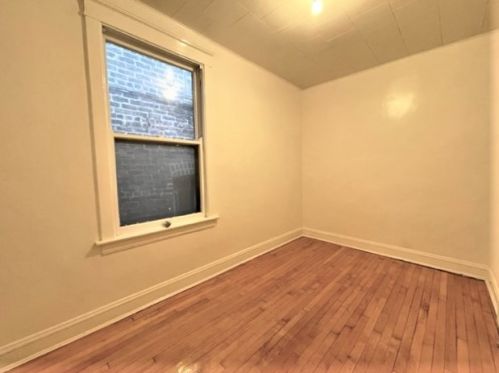 2333 Hoyne Ave, Chicago IL 60643-1816 exterior