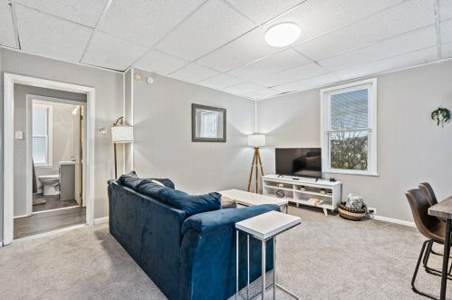 17 Lelia St, Pittsburgh PA 15211-2228 exterior