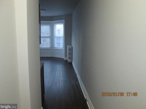 2248 18 St, Philadelphia PA 19140-1014 exterior