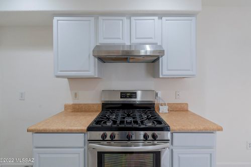 6419 Sunrise Vly Dr, Tucson AZ 85706-4979 exterior