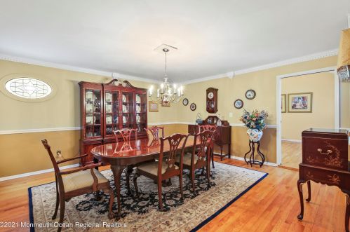 14 Burdge Dr, Middletown NJ 07748-1860 exterior