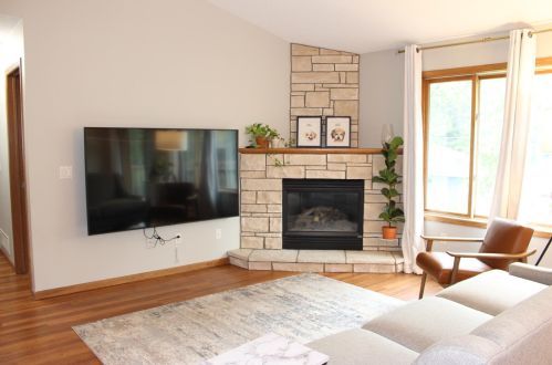 1133 Greene Ave, Saint Paul, MN 55128-5855