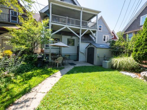 1612 Irving Pl, Milwaukee, WI 53202-1416