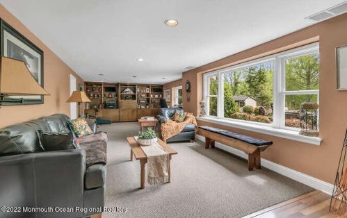 6 Southview Ter, Middletown NJ 07748-2415 exterior