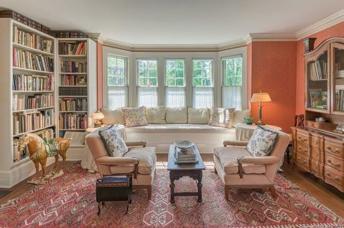 212 Main St, Ridgefield CT 06877-4922 exterior