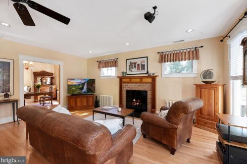 14 Glendale Ave, Alexandria VA 22301-2403 exterior