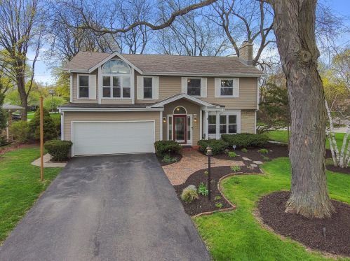 3159 Knl Ter, Milwaukee WI 53222-3366 exterior