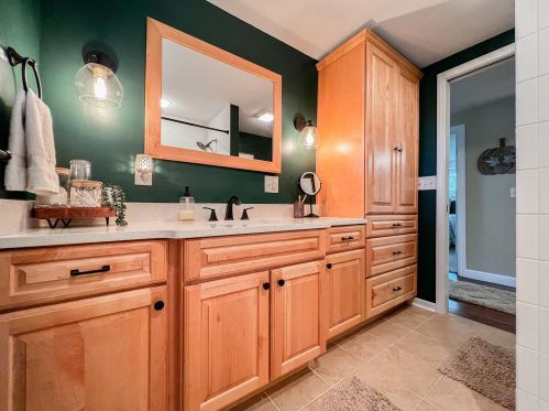 28985 Middle Xing Rd, Dowagiac MI 49047-8204 exterior