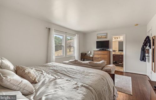 17404 Rocky Gorge Ct, Silver Spring MD 20905-5123 exterior