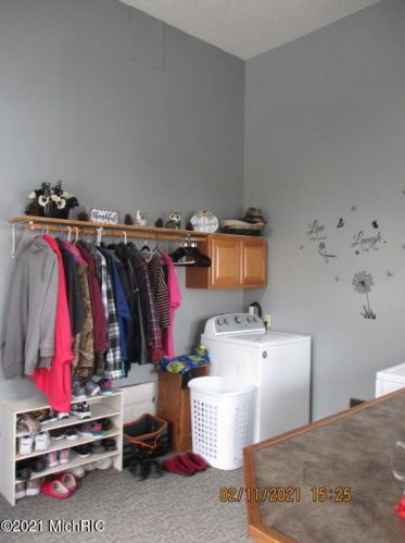 301 Cecil St, Glendora MI 49107-1706 exterior