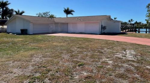 14 Hawk St, Naples FL 34113-4014 exterior