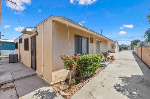 15151 Bellflower Blvd, Bellflower CA 90706-5464 exterior