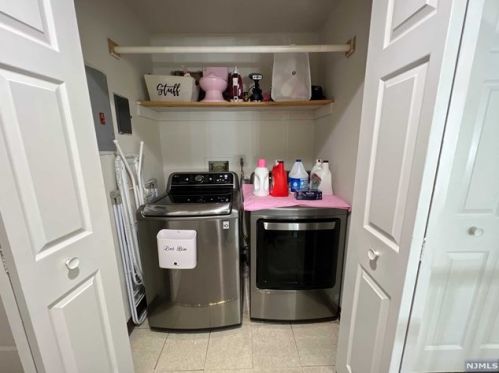 1249 Mulberry Dr, Mahwah NJ  07430-2352 exterior