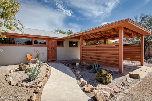 1037 Blanton Dr, Tucson, AZ 85719-2613