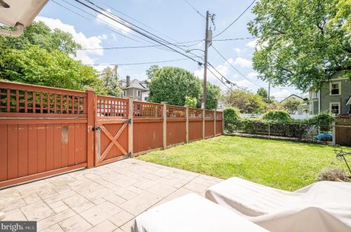 329 Clifford Ave, Alexandria VA 22305-2709 exterior