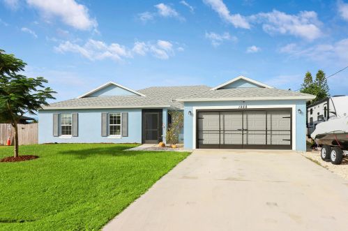 1988 Monterrey Ln, Fort Pierce, FL 34953-2027