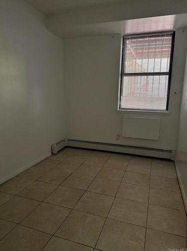 1477 Crotona Pl, Bronx NY 10456-2137 exterior