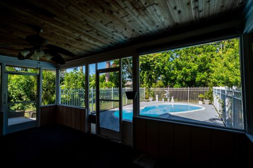 2410 Summit St, Fort Pierce FL  34984-5067 exterior