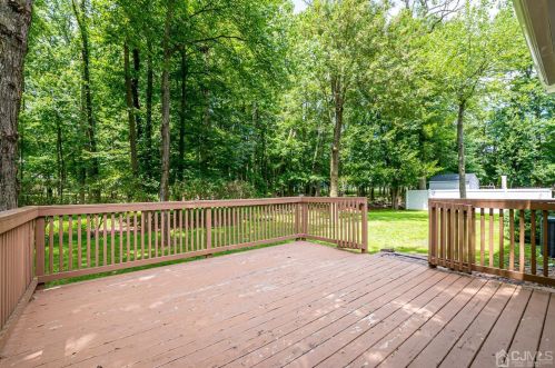 53 Fairmount Ave, Edison NJ  08820-2032 exterior