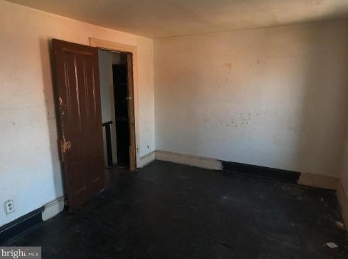 2715 11 St, Philadelphia PA 19123-3322 exterior