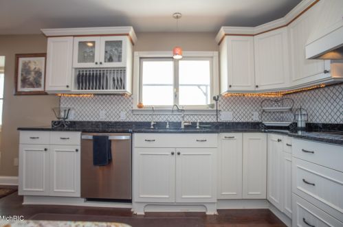 21259 Madison Ave, Big Rapids MI 49307-9754 exterior