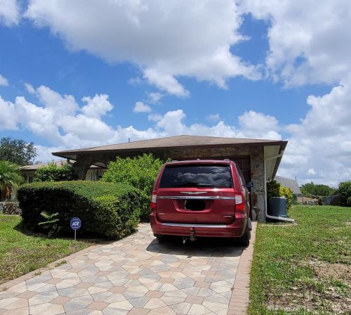 7438 Lake Forest Cir, Port Richey, FL 34668-5832