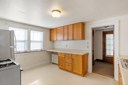 2233 63, Milwaukee WI 53213-1558 exterior