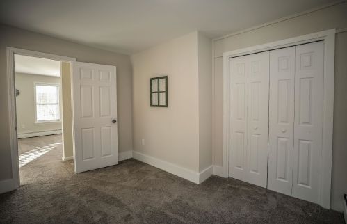 16 Livermore St, Wilton NH 03086-5502 exterior