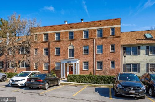 2202 Washington Ave, Silver Spring MD 20910-2611 exterior