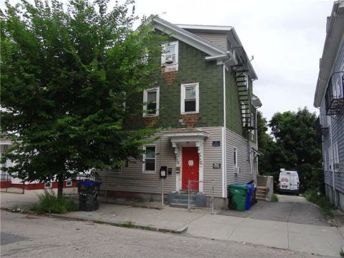 177 Julian St, Providence RI  02909-2715 exterior