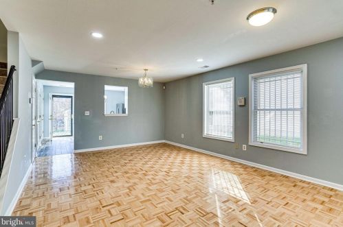 207 54th St, Washington DC  20019-6625 exterior