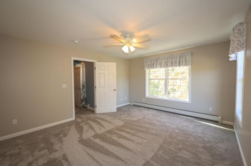 8 Graham Rd, Concord NH 03301-6900 exterior