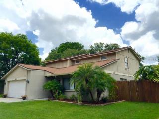 15825 Country Lake Dr, Tampa, FL 33624-1525