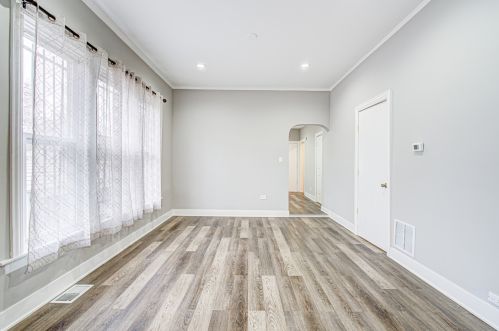 303 109 St, Chicago IL 60628-3308 exterior