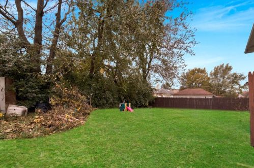 714 3 Ave, Joliet IL 60433-1918 exterior