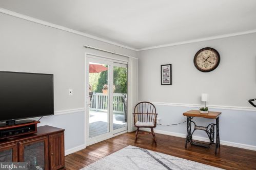 10 Blue Rdg Dr, Trenton NJ 08638-1214 exterior