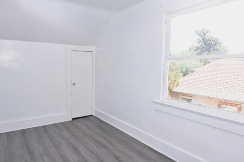 334 Vermont Ave, Turlock CA 95380-5332 exterior