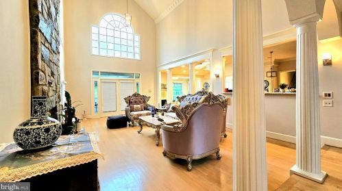 17815 Fraley Farm Rd, Rockville MD 20855-1664 exterior