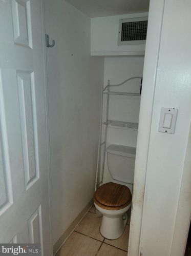 1908 29 St, Philadelphia PA 19132-3022 exterior