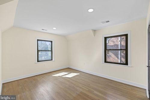 6005 Utah Ave, Washington DC 20015-1230 exterior