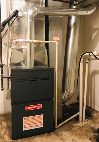 4817 Champlain Ave, Chicago IL  60615-1540 exterior