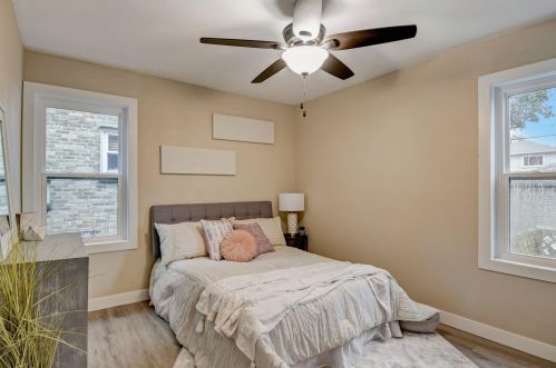 2908 77th St, Milwaukee WI  53222-5016 exterior