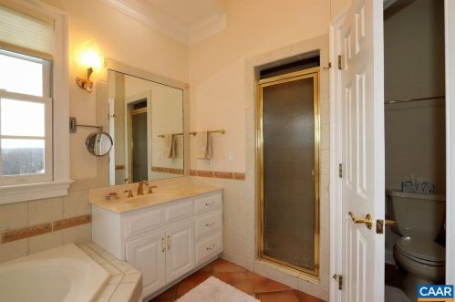 3293 Sandown Park Rd, Keswick VA 22947-2733 exterior