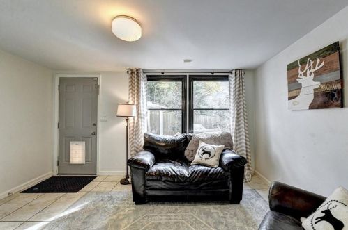 1631 Dresden Dr, Atlanta GA 30319-3633 exterior