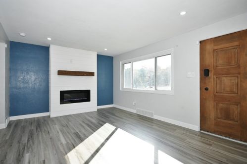 4985 Aspen St, Pittsburgh PA  15122-1250 exterior