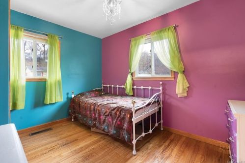 64 Phillips St, Middletown NY 10940-3303 exterior