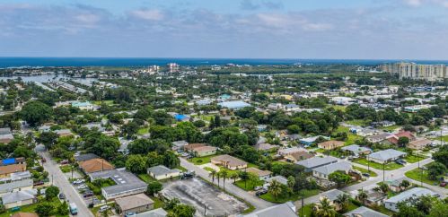 316 12 Ave, Boynton Beach FL 33435-5940 exterior